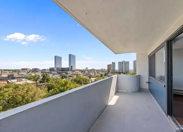 Property at 1600 Center Ave Unit 11C, Fort Lee, NJ, 07024, 2 beds, 2 baths, [object Object]