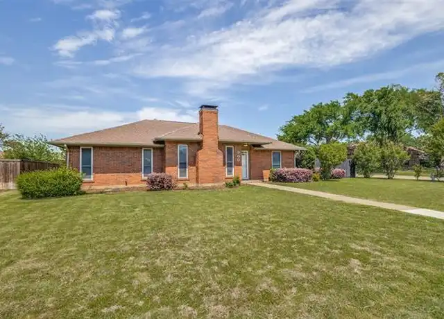 Property at 900 Hillside Ln, Flower Mound, TX, 75028, 3 beds, 2 baths, [object Object]