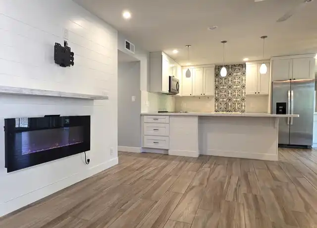 Property at 5525 E Thomas Rd Unit G12, Phoenix, AZ, 85018, 2 beds, 2 baths, [object Object]