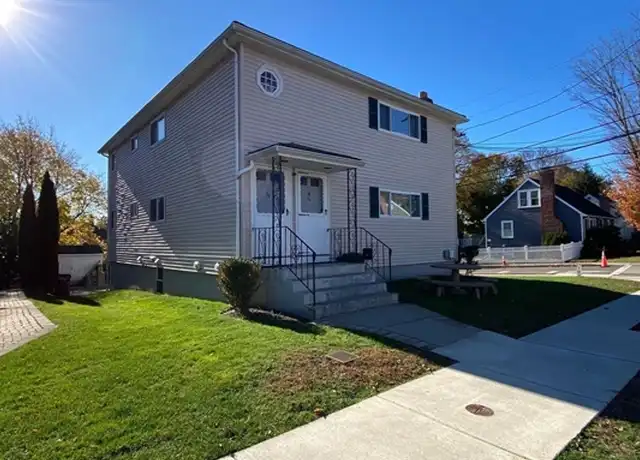 Property at 34 Grandview Ave Unit B, Watertown, MA, 02472, 1 bed, 1 bath, [object Object]