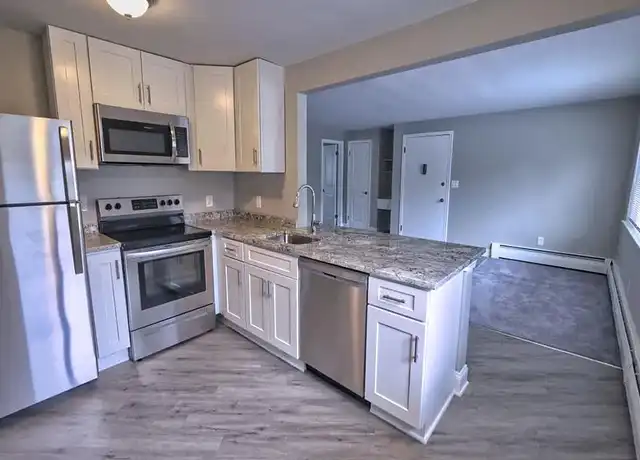 Property at Village Green Court Apartments - 45 S Cayuga Rd, Williamsville, NY, 14221, 2 beds, 1 bath, [object Object]