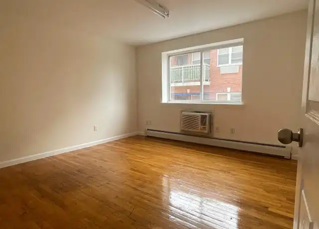 Property at 36-33 169th St Unit 2f, Flushing, NY, 11358, 2 beds, 2 baths, [object Object]