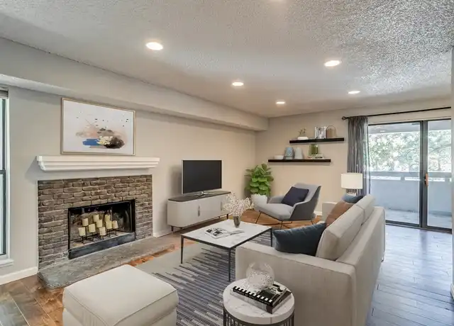 Property at 6420 S Dayton St Unit J06, Englewood, CO, 80111, 2 beds, 1 bath, [object Object]