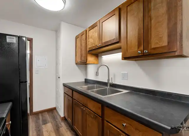 Property at 1025 W Macarthur Ave Unit 212, Eau Claire, WI, 54701, 1 bed, 1 bath, [object Object]