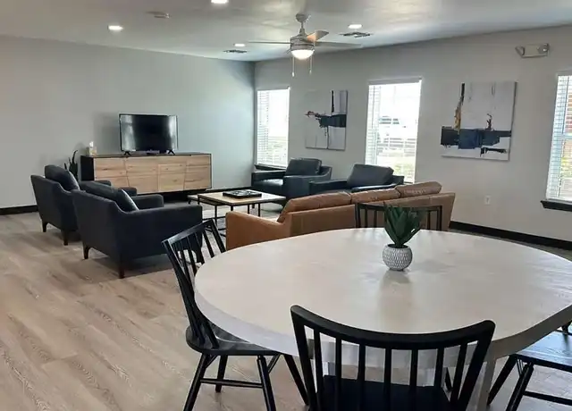 Property at Cantibury Pointe Apartments - 1415 N Knoxville Ave, Lubbock, TX, 79415, 3 beds, 2 baths, [object Object]