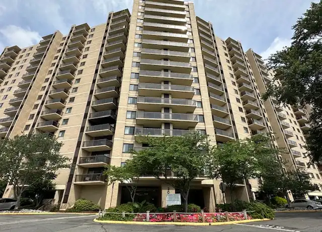 Property at 203 Yoakum Pkwy #1707, Alexandria, VA, 22304, 2 beds, 2 baths, [object Object]