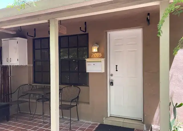 Property at 2015 Taylor St, Hollywood, FL, 33020, 2 beds, 1 bath, [object Object]