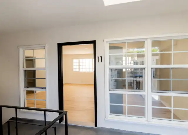 Property at 835 S Sherbourne Dr Unit 11, Los Angeles, CA, 90035, 2 beds, 2 baths, [object Object]