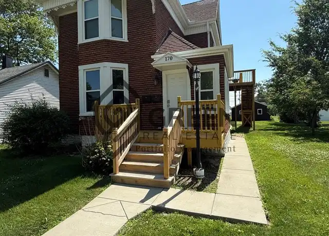 Property at 170 N Michigan Ave Apt 1, Bradley, IL, 60915, 2 beds, 1 bath, [object Object]