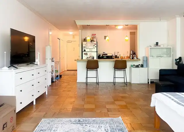 Property at 2 Hawthorne Pl Unit 4G, Boston, MA, 02114, 0 beds, 1 bath, [object Object]