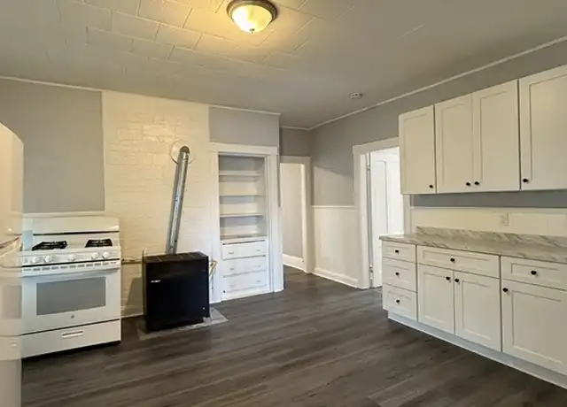 Property at 62 Harrison St Unit 3, Worcester, MA, 01604, 4 beds, 1 bath, [object Object]