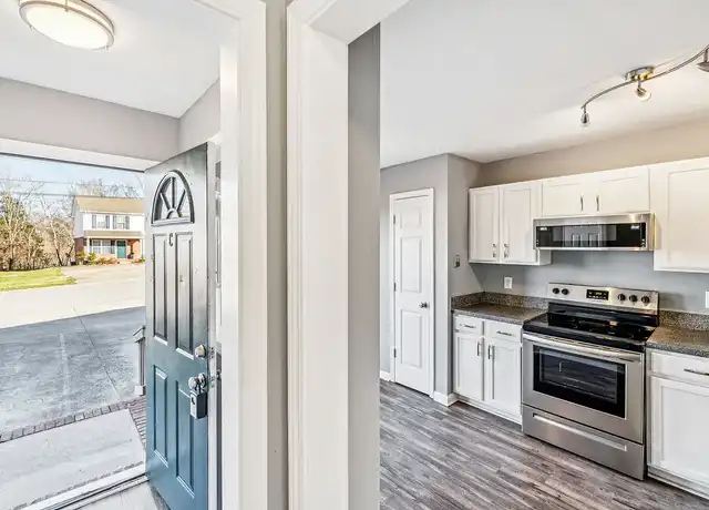 Property at The Landings at Riverside - 1104 Plymouth Rd Apt A, Clarksville, TN, 37040, 2 beds, 1.5 baths, [object Object]