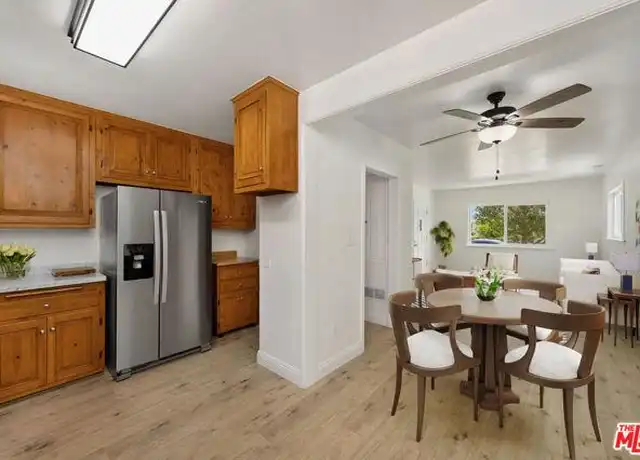 Property at 2011 N Evergreen St, Burbank, CA, 91505, 3 beds, 2 baths, [object Object]