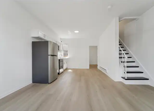 Property at 3812 N 8th St, Philadelphia, PA, 19140, 4 beds, 1 bath, [object Object]