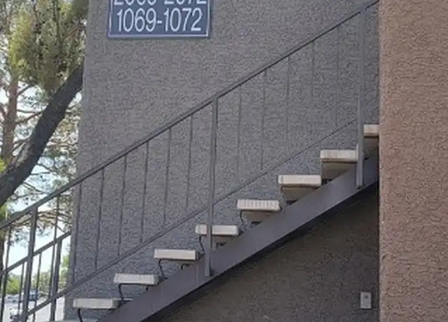 Property at 2750 S Durango Dr #1072, Las Vegas, NV, 89117, 3 beds, 2 baths, [object Object]