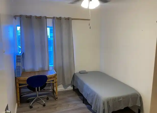 Property at 1120 Pua Ln, Honolulu, HI, 96817, 1 bed, 1 bath, [object Object]