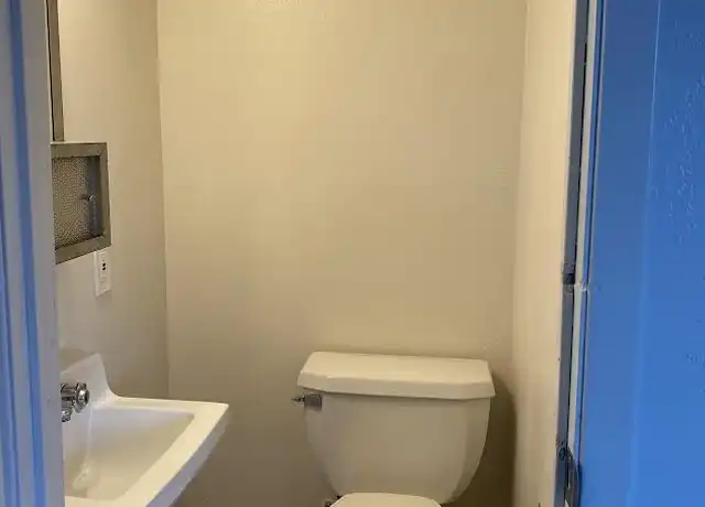 Property at 431 S Cheyenne St, Salt Lake City, UT, 84104, 2 beds, 1.5 baths, [object Object]