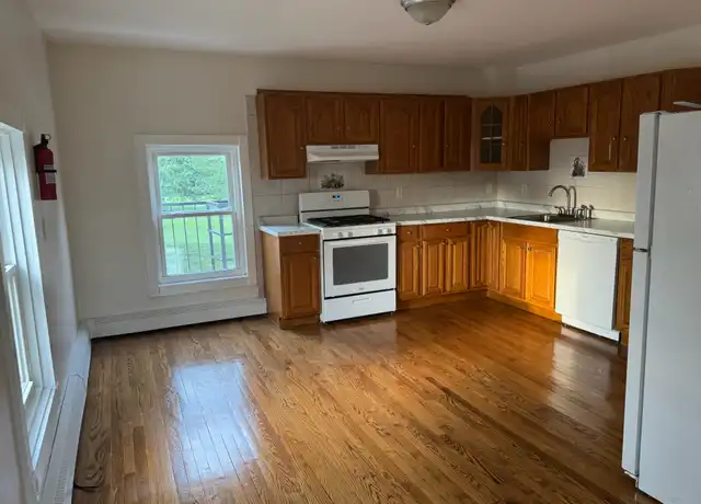Property at 10 Jerome Ave Unit 3, Belleville, NJ, 07109, 2 beds, 2 baths, [object Object]