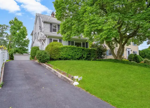 Property at 715 Old Post Rd Unit 1, Mamaroneck, NY, 10543, 4 beds, 2 baths, [object Object]