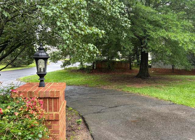 Photo of 1066 Northfalls Ct, Great Falls, VA 22066