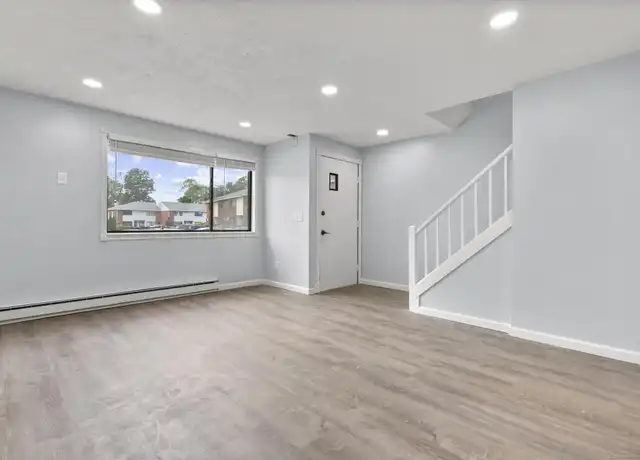 Property at 187 Homestead St Unit E11, Manchester, CT, 06042, 2 beds, 1.5 baths, [object Object]