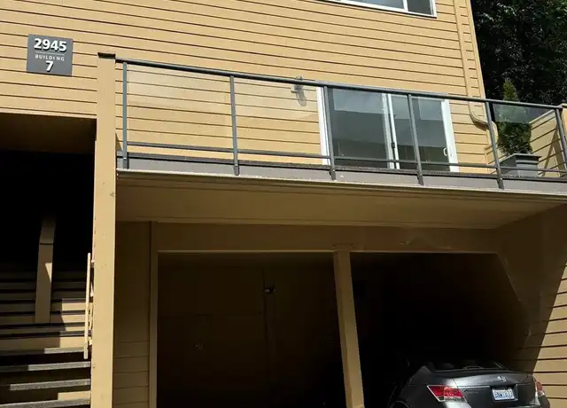 Property at 2945 76th Ave SE Unit 7A, Mercer Island, WA, 98040, 2 beds, 1.5 baths, [object Object]
