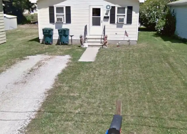 Property at 1320 E Adams St, Muncie, IN, 47305, 2 beds, 1 bath, [object Object]