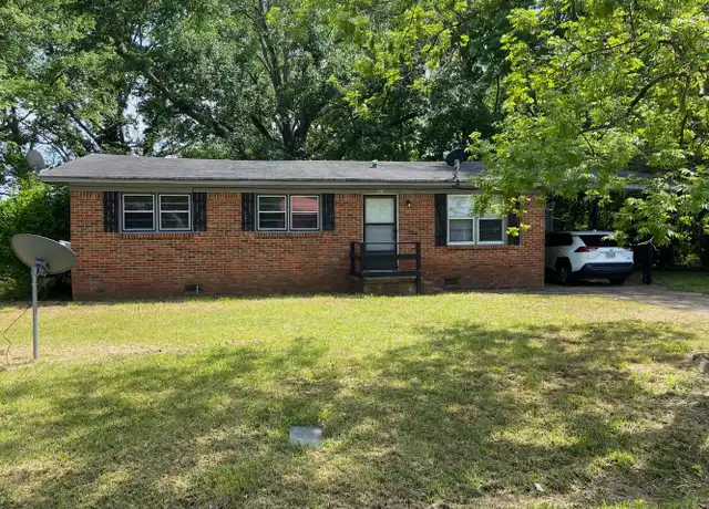 Property at 624 Bruce St, Oxford, AL, 36203, 3 beds, 1 bath, [object Object]