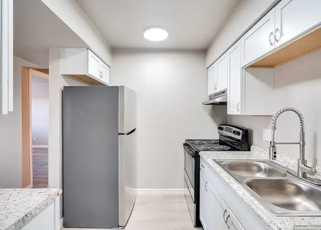 Property at EVERGREEN PLACE - 2975 W Lawrence St, Appleton, WI, 54914, 1-2 bed, 1 bath, [object Object]
