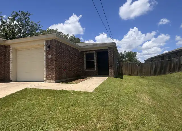 Property at 2204 Indian Trl Unit B, Harker Heights, TX, 76548, 2 beds, 2 baths, [object Object]