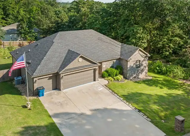 Property at 1 Hermitage Ln, Bella Vista, AR, 72715, 3 beds, 2 baths, [object Object]