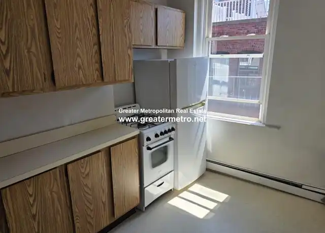 Property at 207 Salem St, Boston, MA, 02113, 2 beds, 1 bath, [object Object]