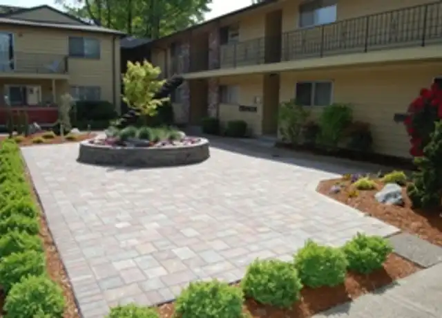 Property at 2064 SE Salmon St, Portland, OR, 97214, 2 beds, 1 bath, [object Object]