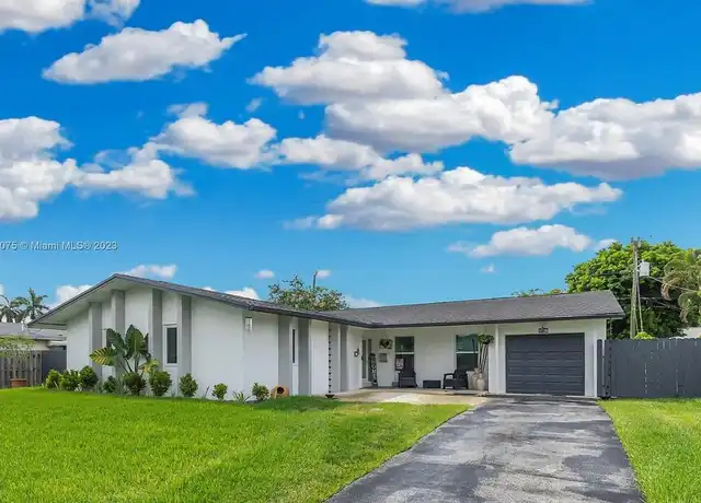 Property at 9720 Bel Aire Dr, Cutler Bay, FL, 33157, 4 beds, 3 baths, [object Object]