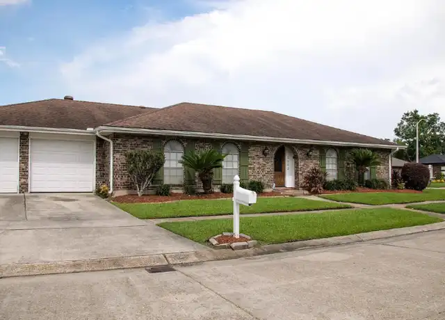 Property at 3352 Irish Bend Rd, Kenner, LA, 70065, 3 beds, 2 baths, [object Object]