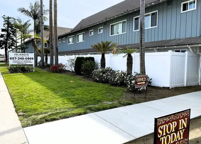 Property at Islandia Apartments - 7152 Fenway Dr, Westminster, CA, 92683, 1 bed, 1 bath, [object Object]