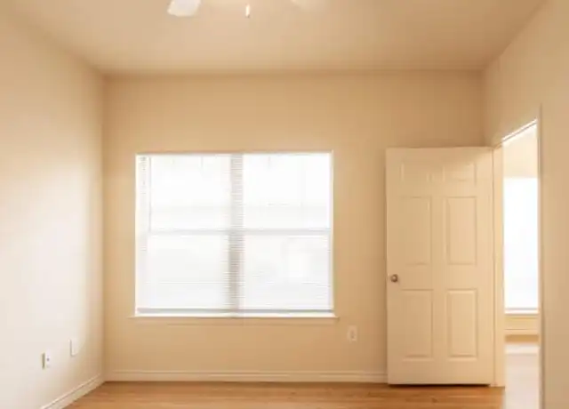Property at 2101 S Lakeline Blvd Unit 1017, Cedar Park, TX, 78613, 1 bed, 1 bath, [object Object]