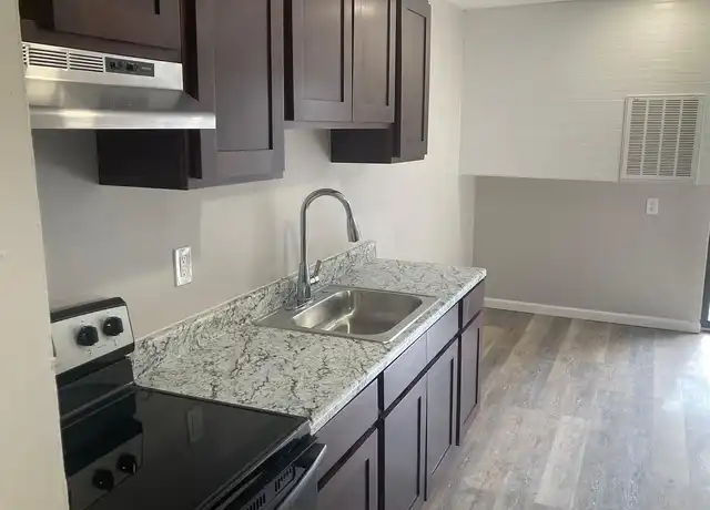 Property at Euclid Estates - 17500 Euclid Ave, Cleveland, OH, 44112, 2 beds, 1 bath, [object Object]