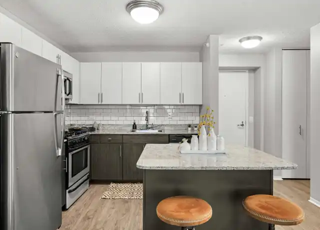 Property at 179 N Jefferson St, Chicago, IL, 60661, 1 bed, 1 bath, [object Object]