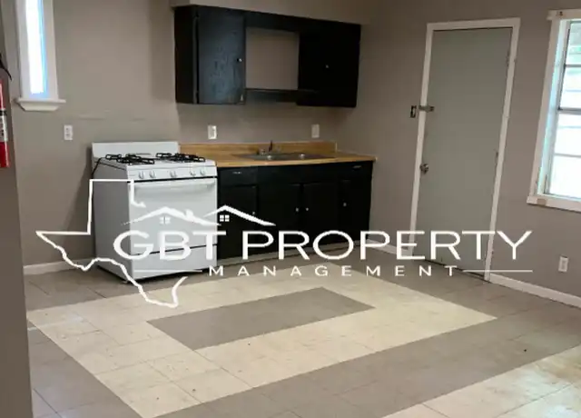 Property at SYPGLTXA- 516 Ave B - 516 W Avenue B, Robstown, TX, 78380, 1 bed, 1 bath, [object Object]