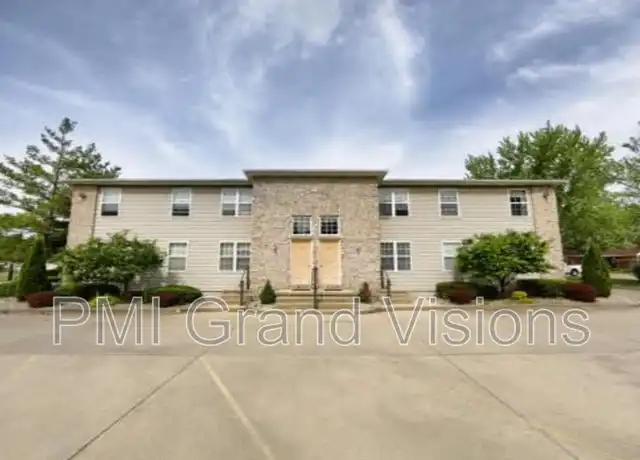 Property at 1950 Douglas St Unit 7, Charleston, IL, 61920, 2 beds, 2 baths, [object Object]