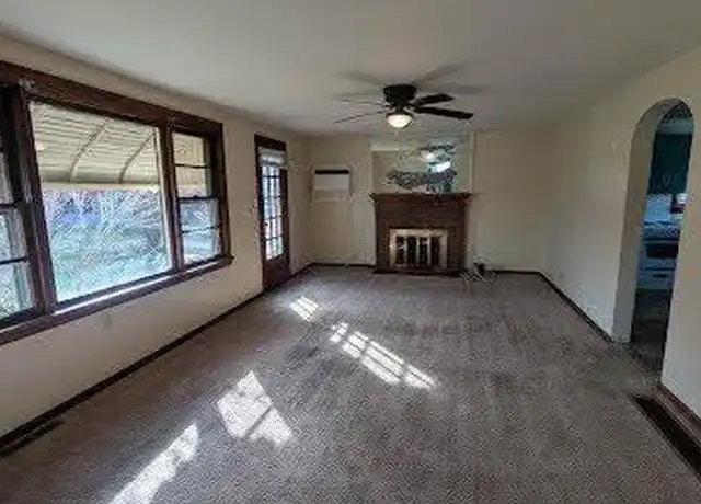 Property at 123 Burley St, Crooksville, OH, 43731, 1 bed, 1 bath, [object Object]