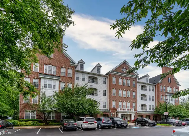 Property at 5900 Whale Boat Dr #204, Clarksville, MD, 21029, 2 beds, 2 baths, [object Object]