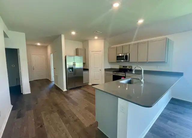 Property at 12 Fallen Oak Dr, Conway, AR, 72032, 4 beds, 2 baths, [object Object]