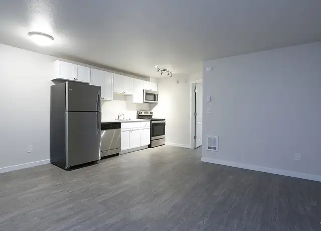 Photo of 115 Bloomington Ave, Bremerton, WA 98312