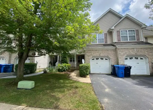 Property at 120 Briarwood Dr, North Brunswick, NJ, 08902, 3 beds, 2.5 baths, [object Object]