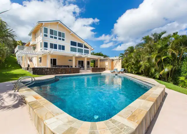 Property at 915 Kahauloa Pl, Honolulu, HI, 96825, 5 beds, 3.5 baths, [object Object]