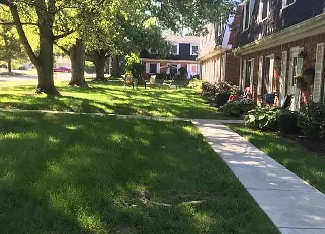 Property at Carmel Hills - 530 W Main St, Carmel, IN, 46032, 1-2 bed, 1-1.5 bath, [object Object]
