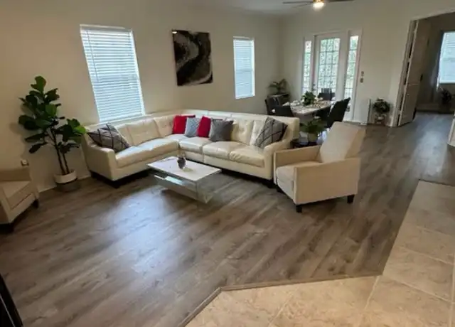 Property at 1000 Peggy Cir #303, Naples, FL, 34113, 3 beds, 2 baths, [object Object]