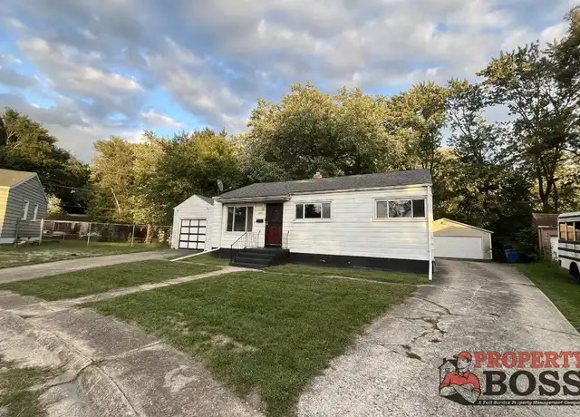 Property at 1039 E 11th Ct, Gary, IN, 46403, 3 beds, 1 bath, [object Object]